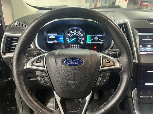 Used 2015 Ford Edge Titanium w/ Equipment Group 301A image 19