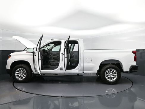 Used 2026 Chevrolet Silverado 1500 W/T w/ Z71 Off-Road Package AWD/4WD image 47