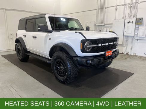 Used 2023 Ford Bronco Wildtrak image 1