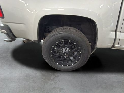 Used 2020 Chevrolet Colorado Z71 AWD/4WD image 42