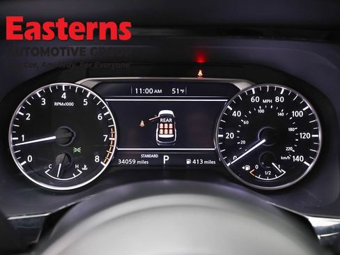 Used 2025 Nissan Pathfinder SV FWD image 18