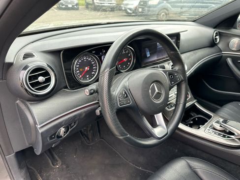 Used 2017 Mercedes-Benz E 300 E 300 image 11