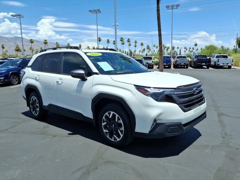 Used 2026 Subaru Forester Premium AWD/4WD image 31