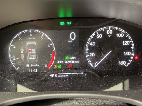 Used 2025 Honda Civic Sport image 34