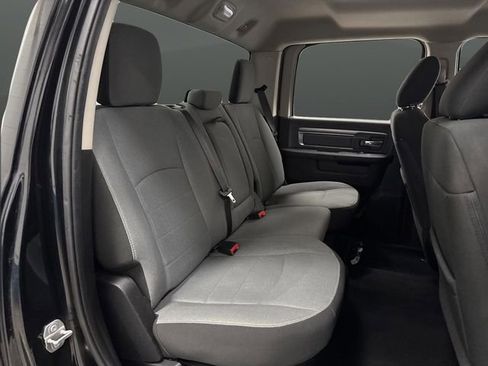 Used 2022 RAM 1500 Classic SLT image 29