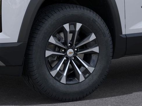 New 2026 Chevrolet Equinox LT w/ Safety and Technology Package image 9