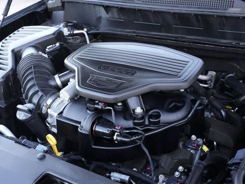 Used 2022 Cadillac XT6 Premium Luxury w/ Technology Package image 25