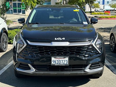 Used 2023 Kia Sportage EX AWD/4WD image 3