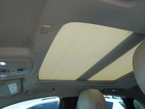 Used 2013 Cadillac XTS Premium FWD image 12