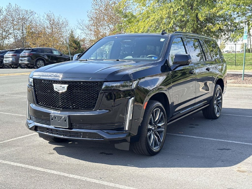 Used 2024 Cadillac Escalade ESV Sport w/ Touring Package AWD/4WD image 20