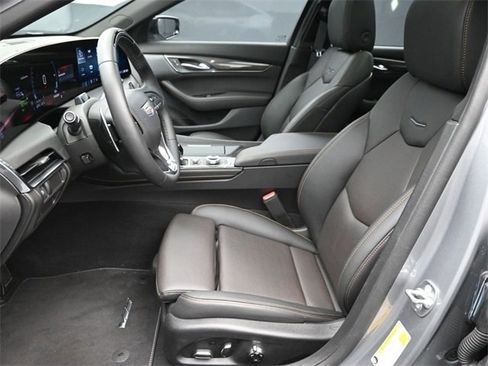 Used 2025 Cadillac CT5 V image 24