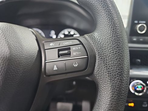 Used 2025 Honda CR-V EX image 17
