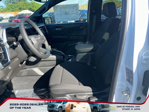 New 2026 GMC Canyon Elevation w/ Convenience Package image 10