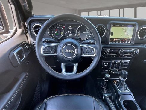 Used 2023 Jeep Wrangler Unlimited Sahara AWD/4WD image 8