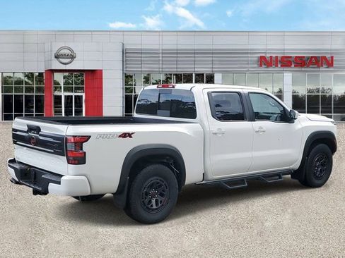 New 2026 Nissan Frontier PRO-4X w/ Tow Package AWD/4WD image 2