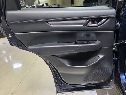 Used 2018 MAZDA CX-5 Touring image 13