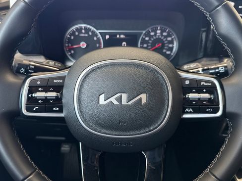 Used 2022 Kia Sorento S AWD/4WD image 25