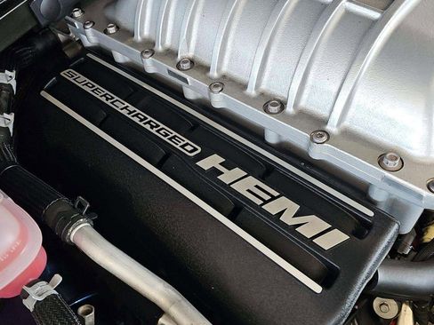 Used 2021 Dodge Charger SRT Hellcat image 25