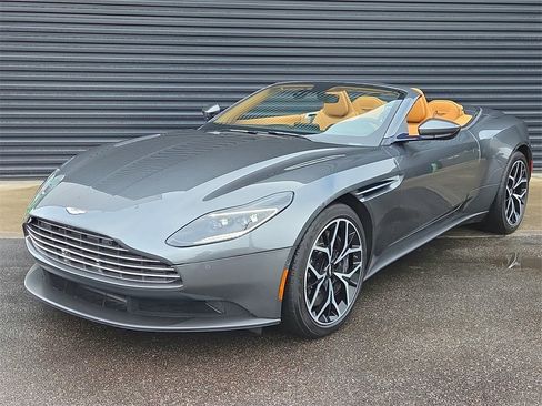 Used 2019 Aston Martin DB11 Volante image 6