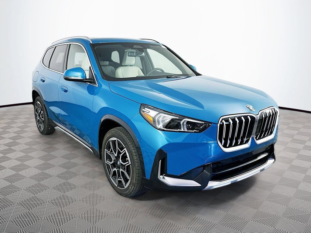 Used 2025 BMW X1 xDrive28i w/ Convenience Package AWD/4WD image 2