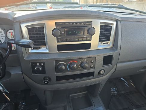 Used 2007 Dodge Ram 2500 Truck SLT image 30