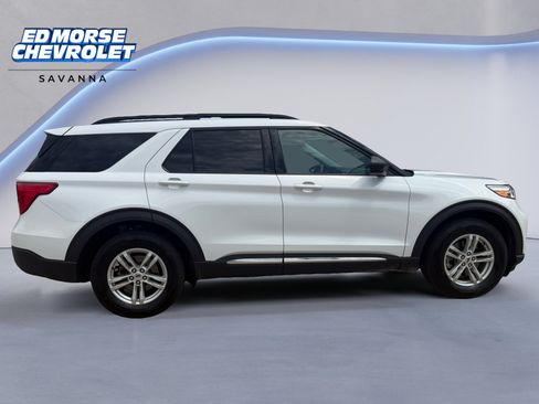 Used 2020 Ford Explorer XLT w/ Equipment Group 202A AWD/4WD image 6