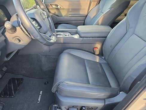 Used 2024 Lexus GX 550 AWD/4WD image 14