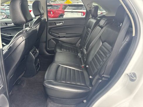 Used 2023 Ford Edge SEL w/ Convenience Package AWD/4WD image 16