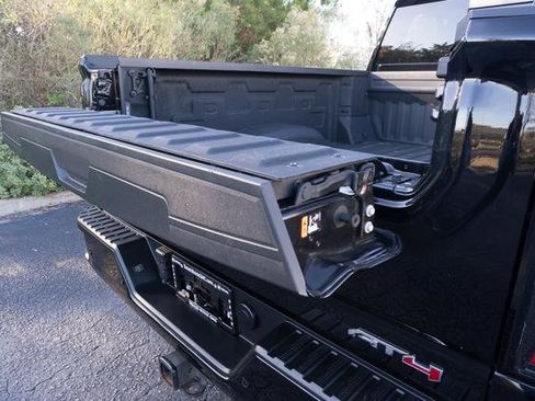 Used 2024 GMC Sierra 2500 AT4 w/ AT4 Premium Plus Package image 11