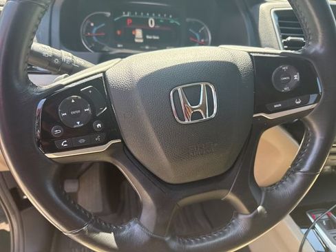 Used 2020 Honda Pilot Touring image 42