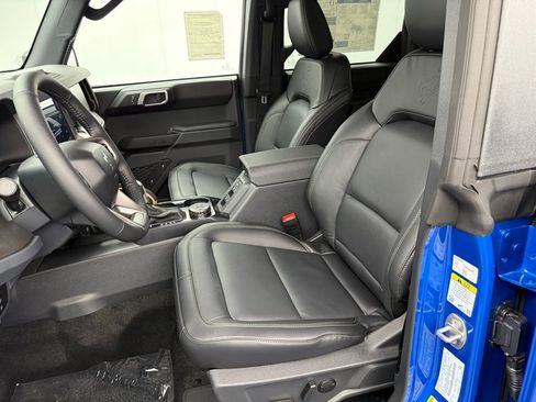 New 2026 Ford Bronco Badlands w/ Sasquatch Package image 39