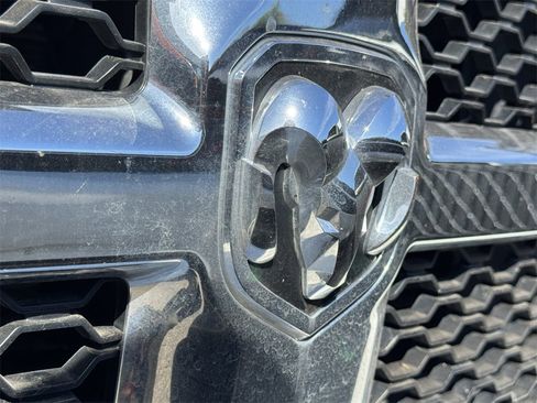 Certified 2023 RAM 1500 Classic SLT w/ Electronics Group image 4