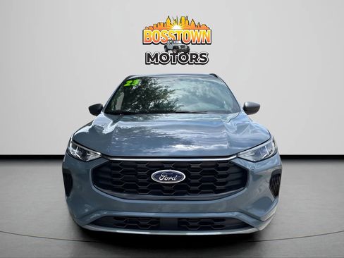 Used 2023 Ford Escape ST-Line w/ Tech Pack #1 FWD image 8