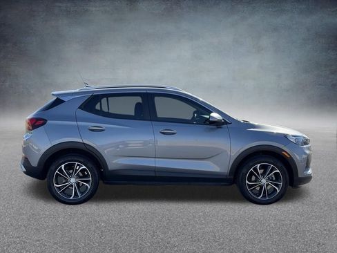 Used 2023 Buick Encore GX Select FWD image 2