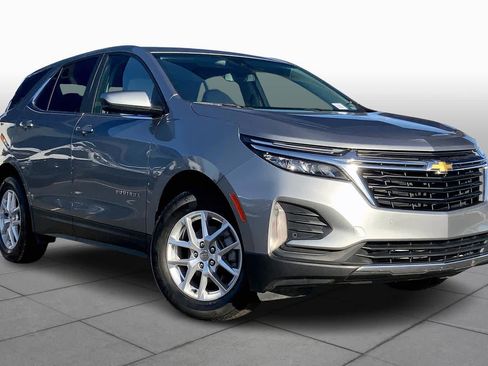 Used 2024 Chevrolet Equinox LT image 3