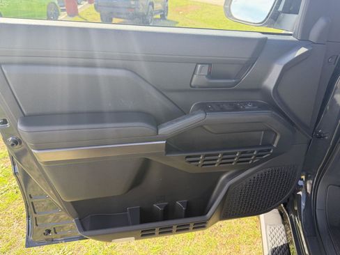 New 2026 Toyota 4Runner SR5 image 9