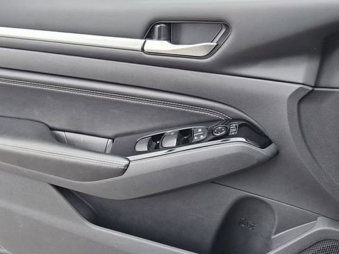 Used 2023 Nissan Altima 2.5 SL image 23