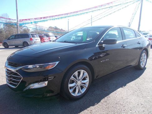 Used 2020 Chevrolet Malibu LT image 1
