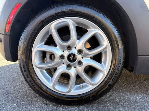 Used 2017 MINI Cooper S image 22