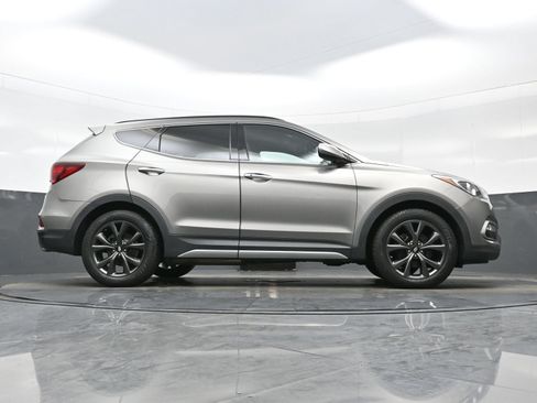 Used 2017 Hyundai Santa Fe Sport w/ 2.0T Ultimate Tech Package 05 AWD/4WD image 32