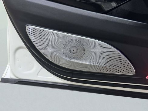 Used 2019 Mercedes-Benz Maybach S 560 4MATIC image 25
