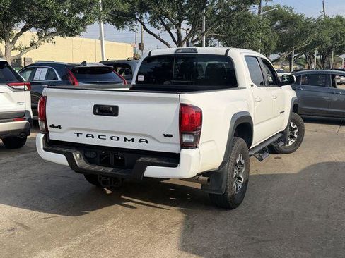 Certified 2021 Toyota Tacoma SR5 w/ Trail Edition AWD/4WD image 5