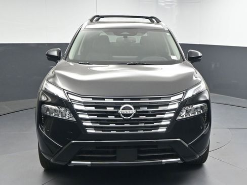 New 2026 Nissan Rogue Platinum w/ Platinum Premium Package AWD/4WD image 2