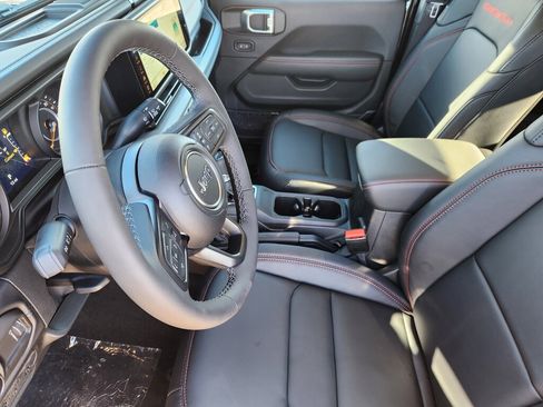 Used 2026 Jeep Gladiator Rubicon AWD/4WD image 8