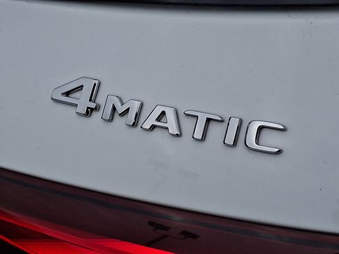 Certified 2026 Mercedes-Benz GLE 350 4MATIC image 32