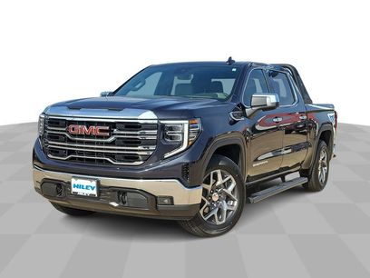 Certified 2023 GMC Sierra 1500 SLT w/ SLT Convenience Package
