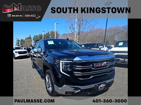 Used 2024 GMC Sierra 1500 SLT w/ SLT Premium Package image 9