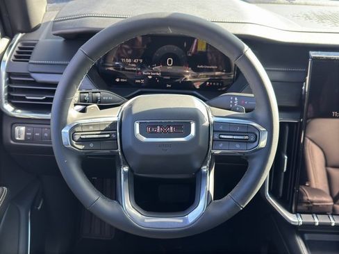 New 2026 GMC Acadia Elevation image 14