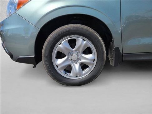 Used 2014 Subaru Forester 2.5i image 21