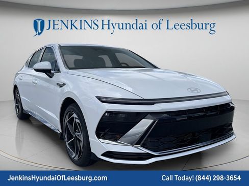 New 2026 Hyundai Sonata SEL FWD image 1
